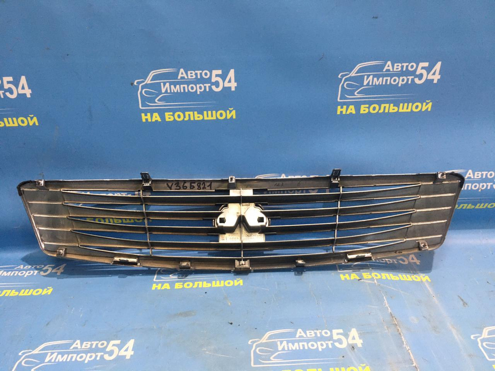 Решетка радиатора NISSAN SKYLINE 2006-2015