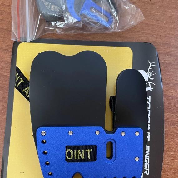 Напальчник TR138 для стрельбы из классического лука размер XL