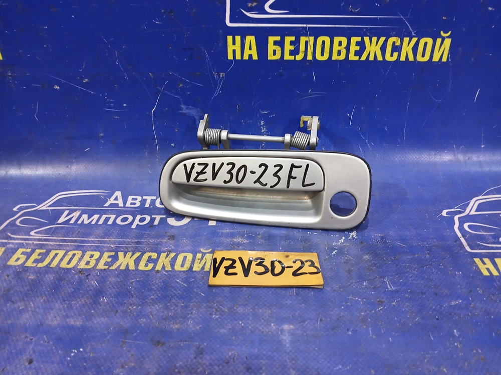 Ручка двери передней левой внешняя TOYOTA CAMRY PROMINENT 1991