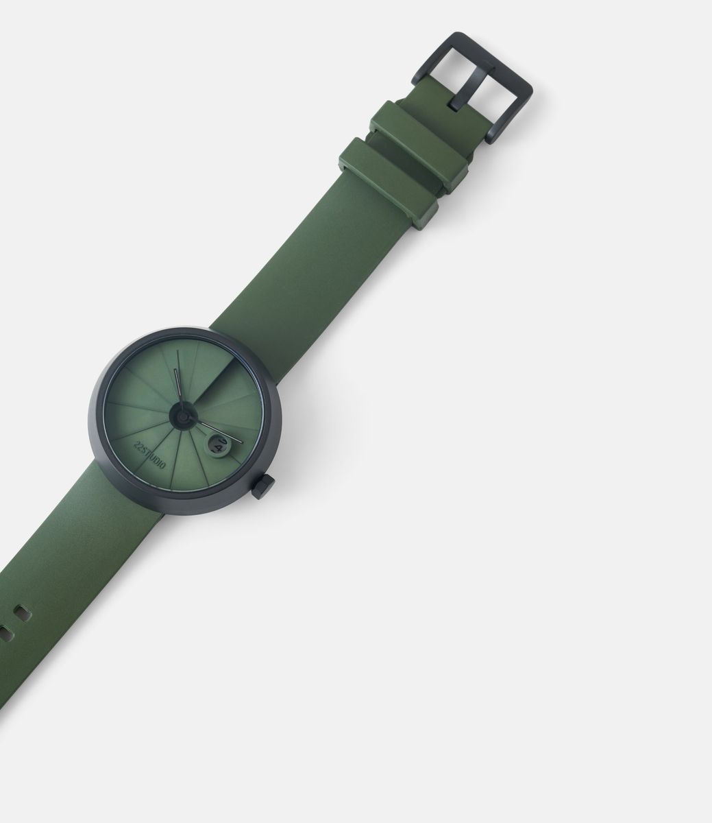 22 Studio 4D Watch Moss Green — часы с циферблатом из бетона (44 мм)