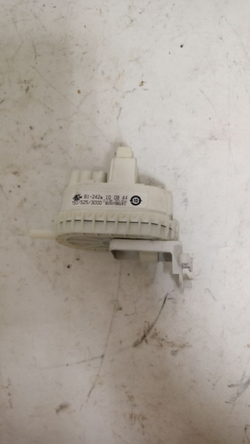 16 Датчик уровня воды (прессостат) стиральной машины Bosch Siemens B1-242b 658976 б\у