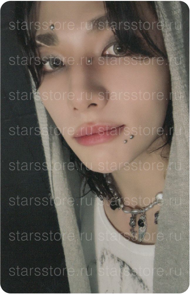 Фотокарта Hyunjin Stray Kids - SKZHOP HIPTAPE HOP (JYP SHOP)