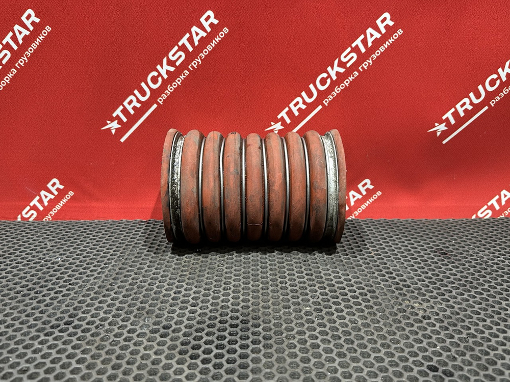 Патрубок интеркулера