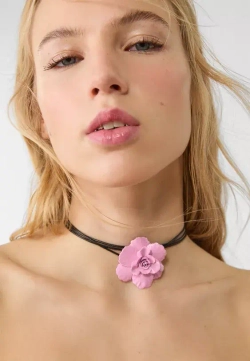 STRADIVARIUS Ожерелье на шнурке с контрастным цветком, розовый