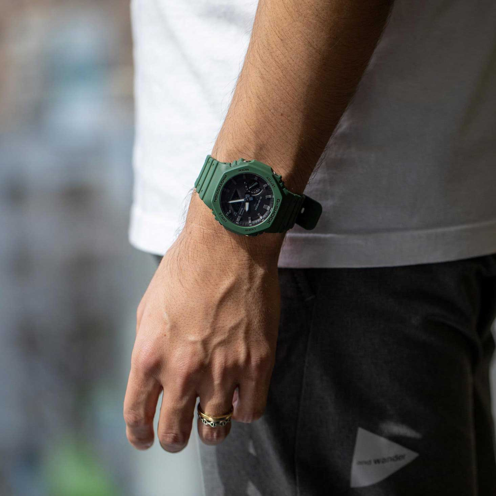 Часы Casio GA-B2100-3AER