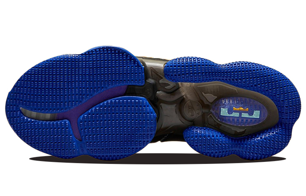 Кроссовки Nike Lebron 19 Ep "Hardwood Classic" Tpu