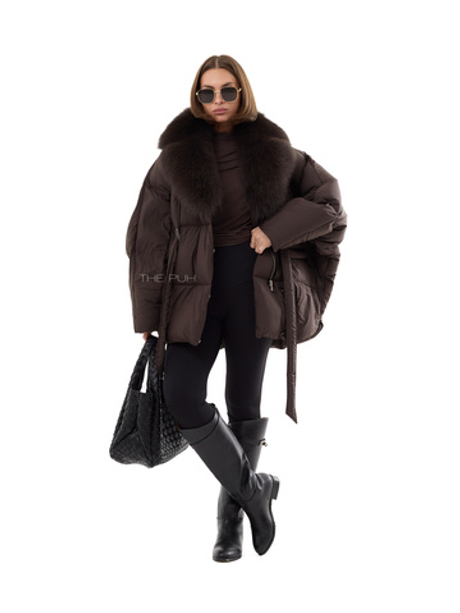 Шоколадный пуховик летучая мышь с мехом песца