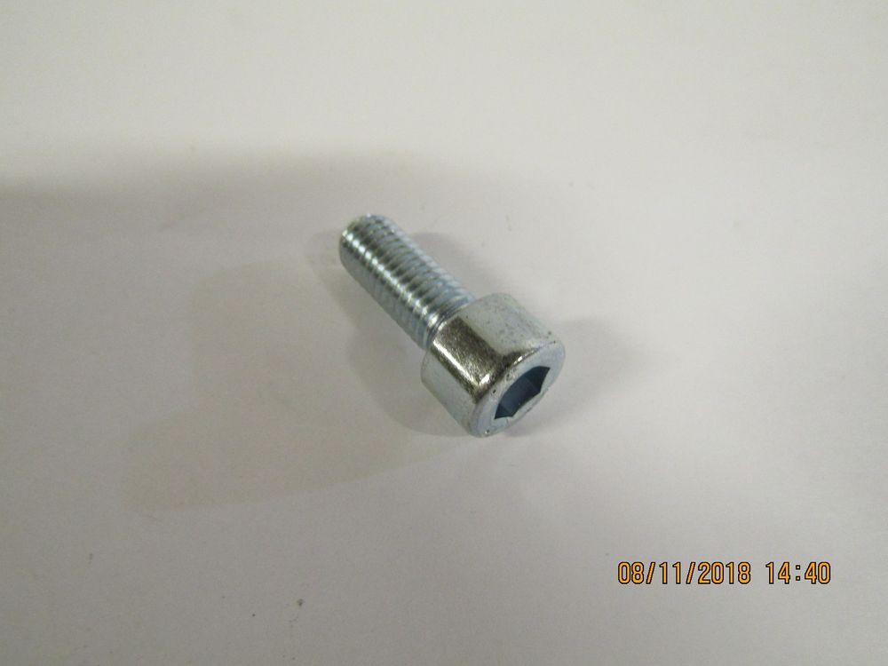 Болт с внутренним шестигранником M10х35/SOCKET HEAD BOLT