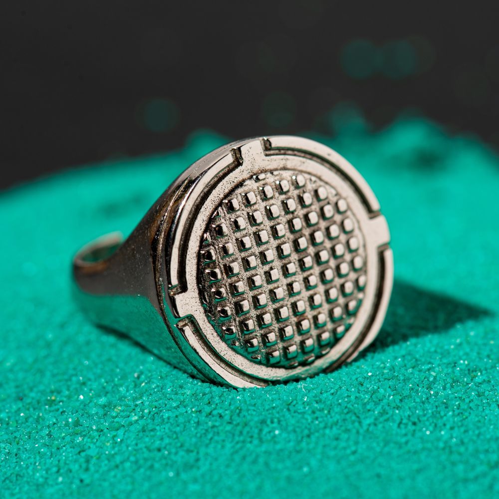 Кольцо Двор Люк