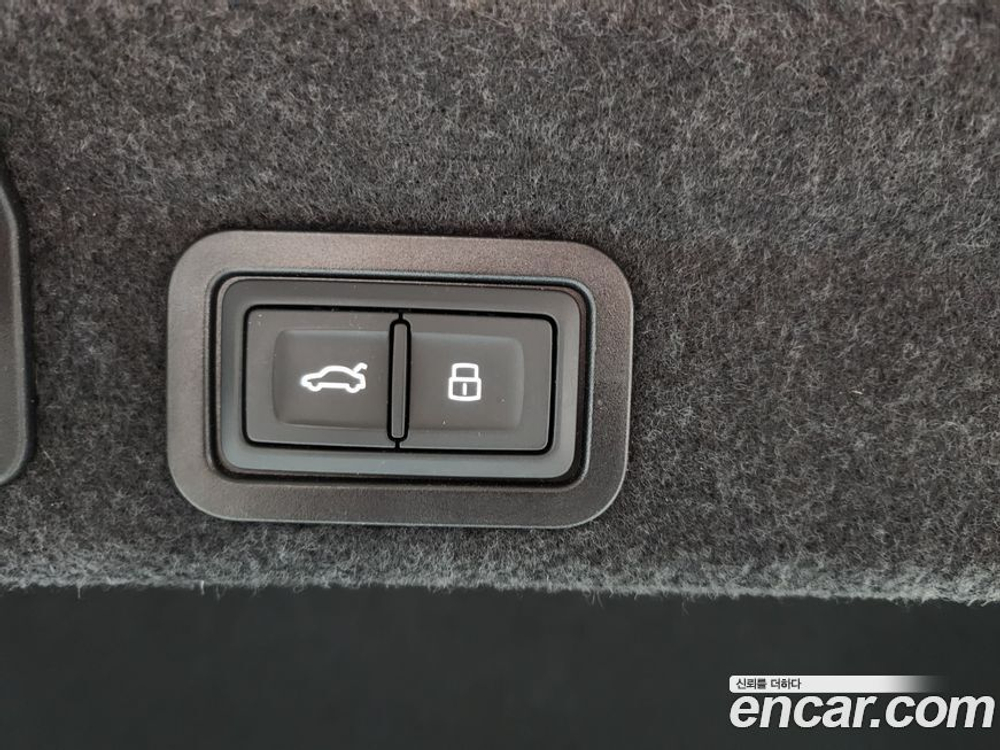 Audi A6 (C8) 40 TDI Premium (07.2022)