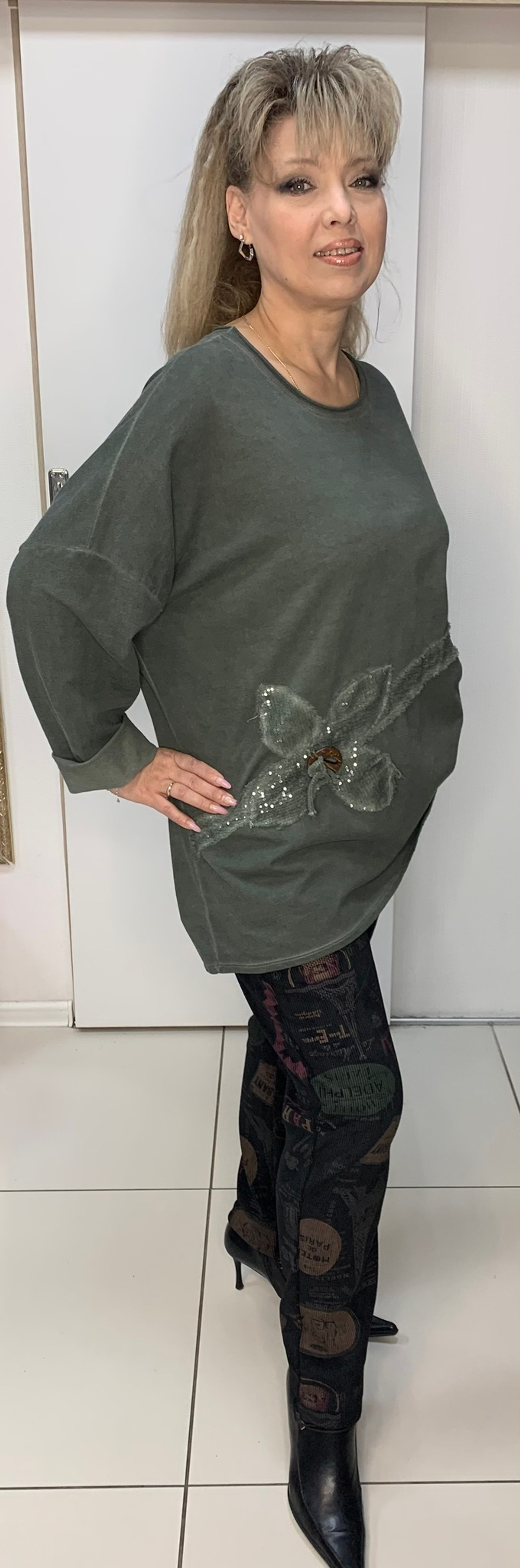 Туника на размер+ с пайетками