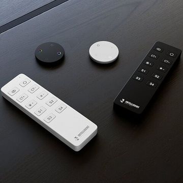 Кнопочный радиопульт 046475 SMART-801-22-1G-DIM Black (3V, Magnet, 2.4G) черный INTELLIGENT Arlight