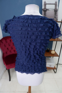 Блузка с воланами 42/44 размер