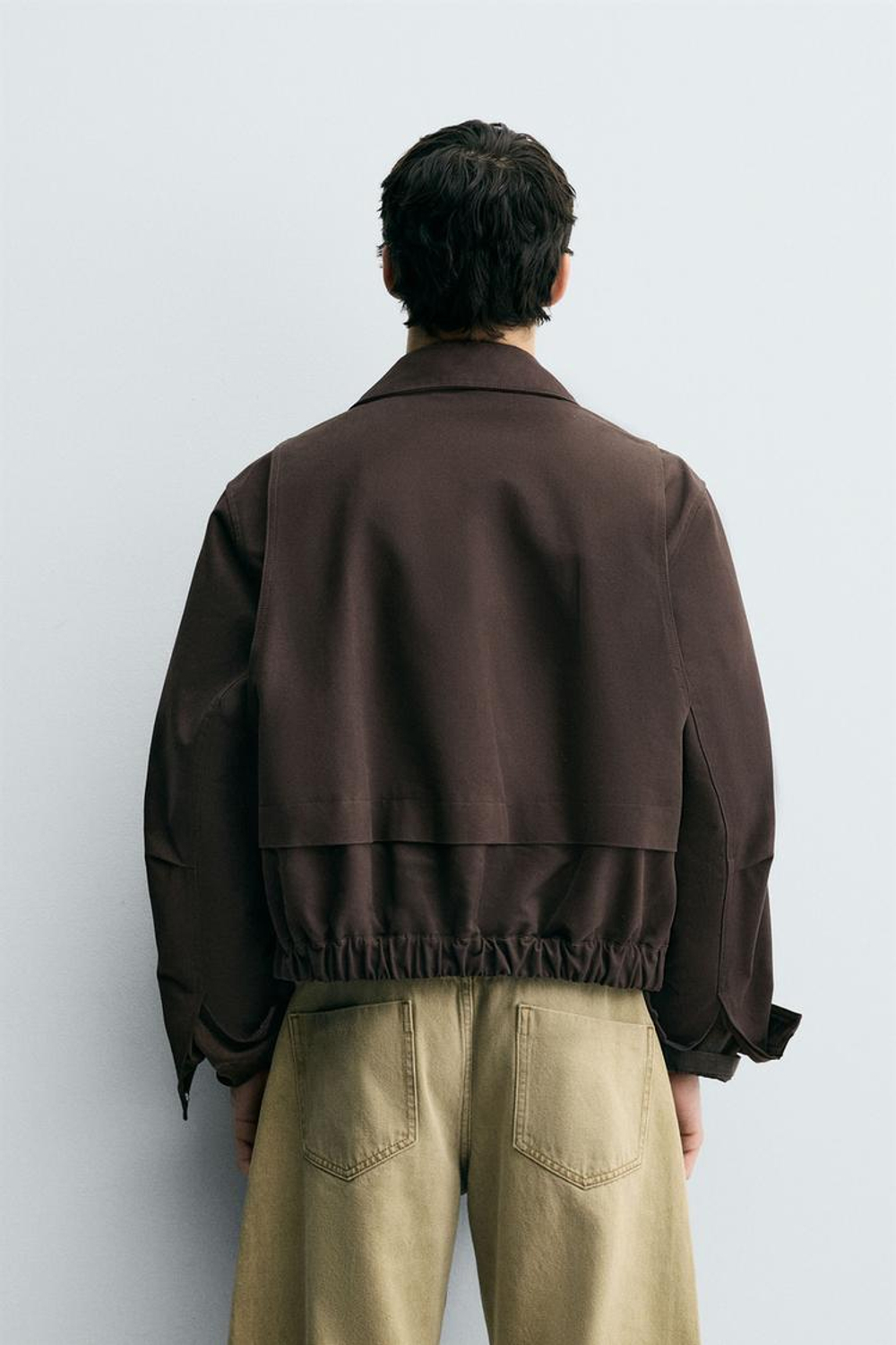 ZARA УКОРОЧЕННАЯ КУРТКА, ТЕМНО-КОРИЧНЕВЫЙ