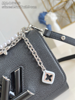 Louis Vuitton Twist PM Slim