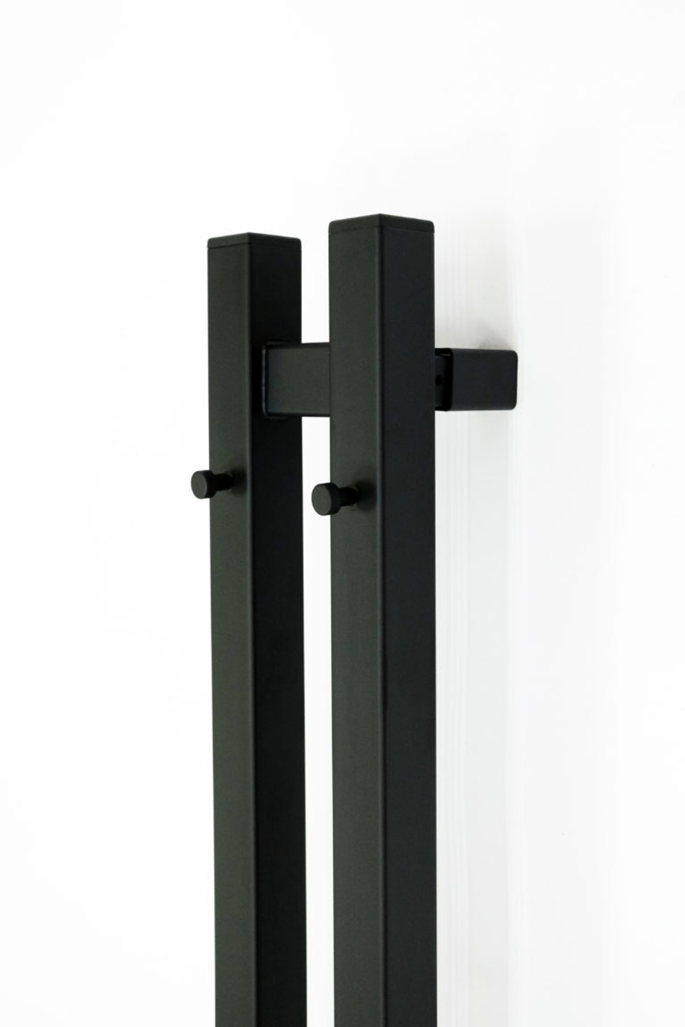Полотенцесушитель электр. Orso GR-124 110х1200 П3 black mat R