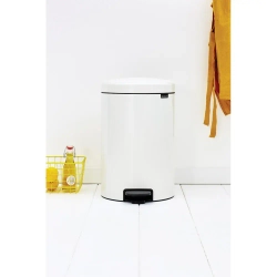Brabantia Контейнер для мусора NewIcon 20л белый