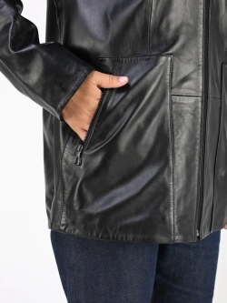 Кожаная куртка демисезонная с капюшоном