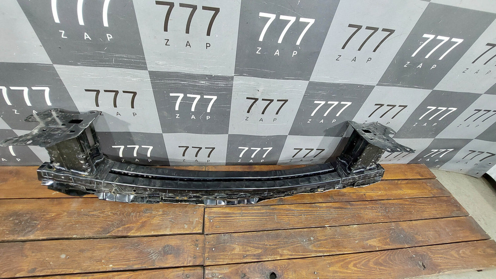 Усилитель переднего бампера Honda CR-V 5 (RW) 16-нв Б/У Оригинал 71130TLER02