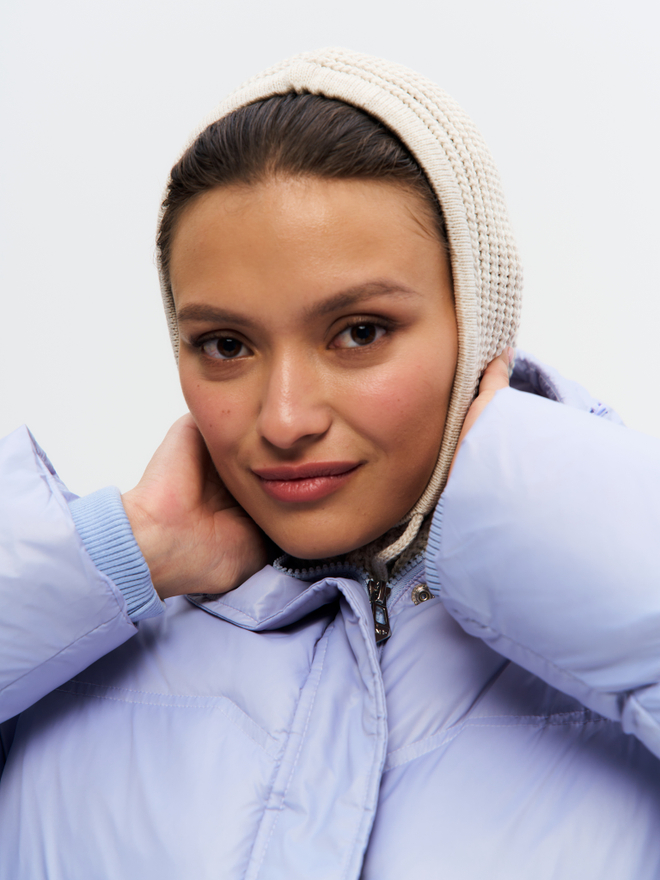 Капор вязаный бежевый