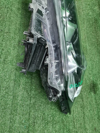 Битая Фара левая Toyota LC Prado 150 (17-нв) LED