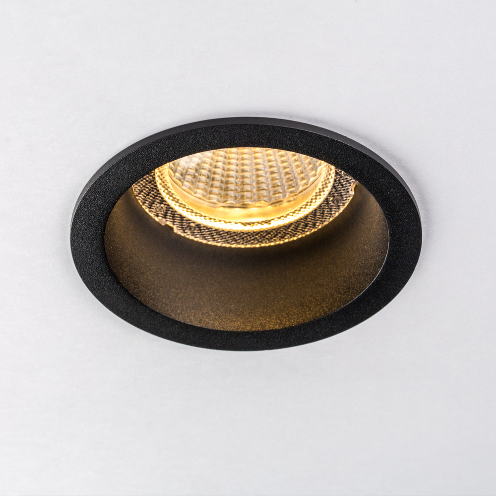 385037 Светильник CICLONE CYL 12W LED 923LM 60G ЧЕРНЫЙ 3000K IP65