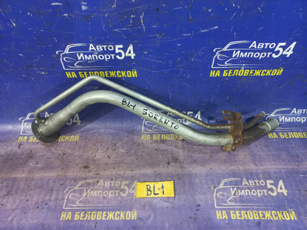 Горловина топливного бака Kia SORENTO 2002-2009