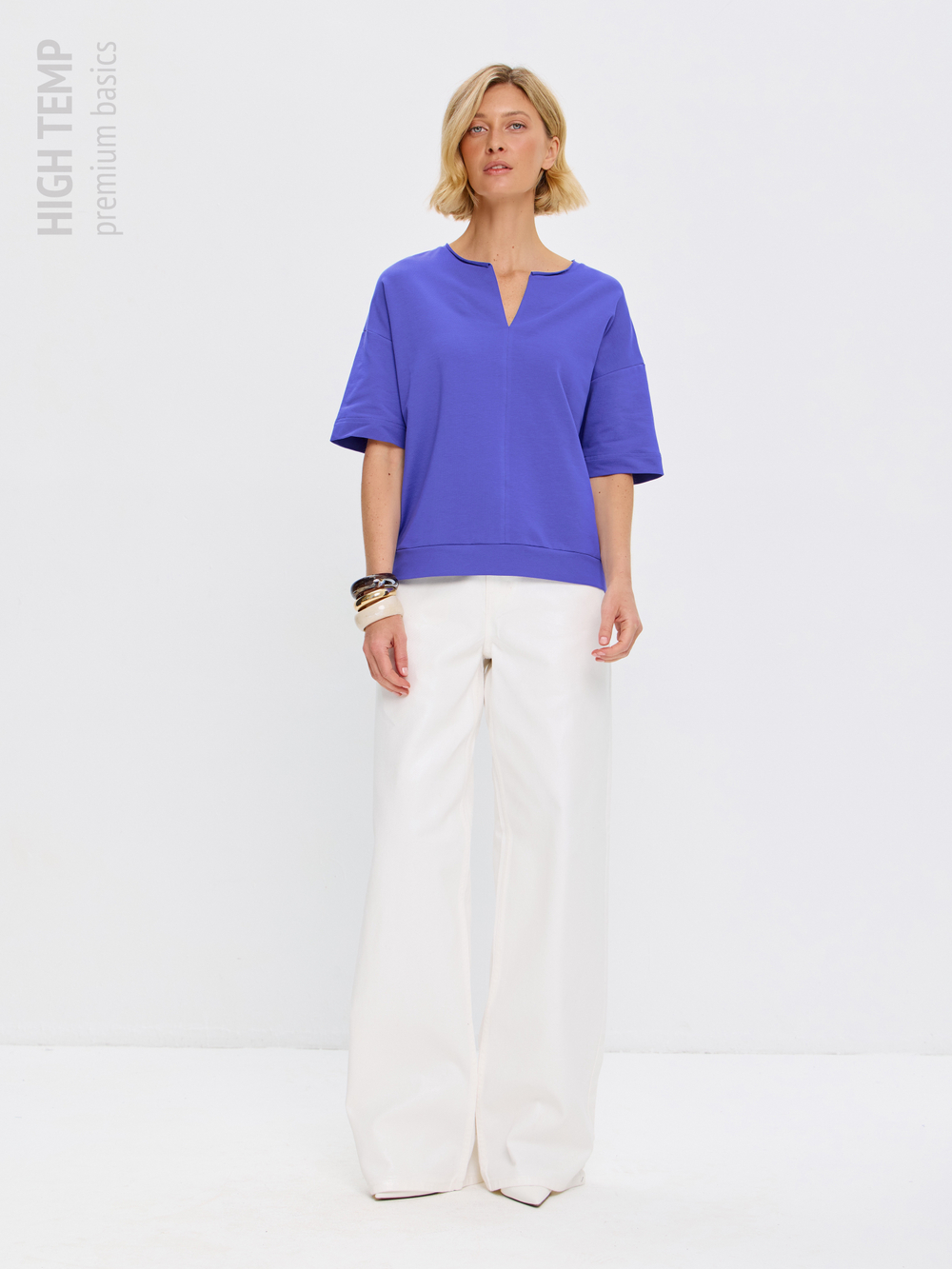 Плотная футболка из футера 2-нитки с V-вырезом HIGH TEMP