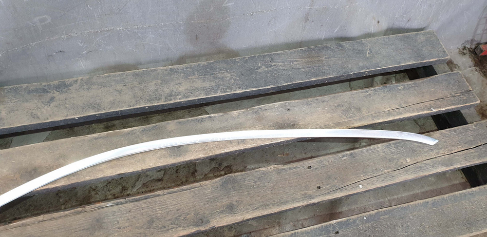 Молдинг двери передней правой MB GLC (X253) 15-нв Б/У Оригинал A2537250282