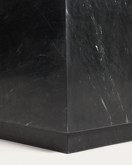 Журнальный столик Sorein из черного мрамора 50 x 50 см