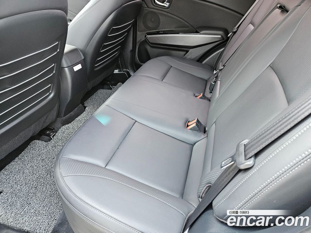 KG Mobility (Ssangyong) Very New Tivoli Бензин 1.5 2WD (02.2020)