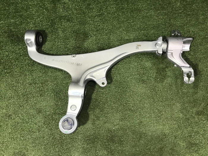 Рычаг передний левый Mercedes G W463 (2018-н.в.)