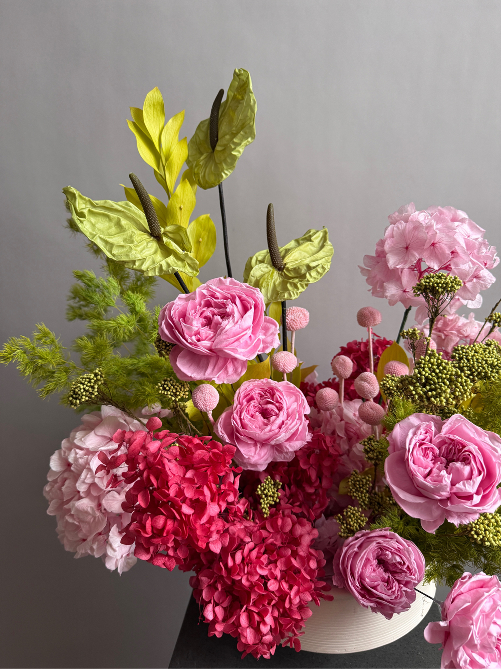 Композиция в кашпо Хасмантиум