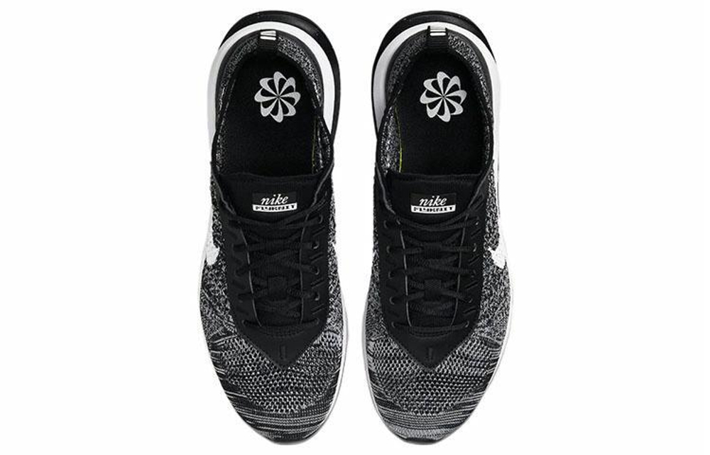 Кроссовки Nike Air Max Flyknit Racer "Oreo" (Женская размерная сетка)