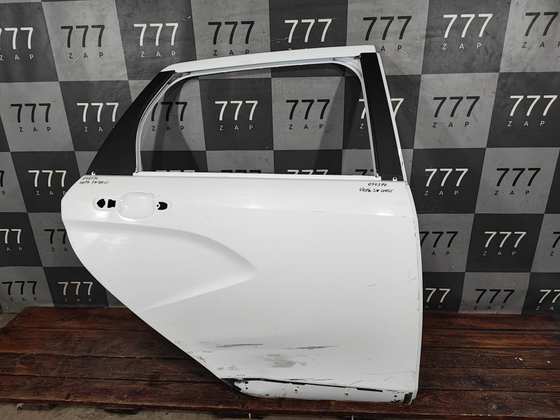 Дверь задняя правая LADA Vesta SW Cross 15-нв Б/У Оригинал 8450102345