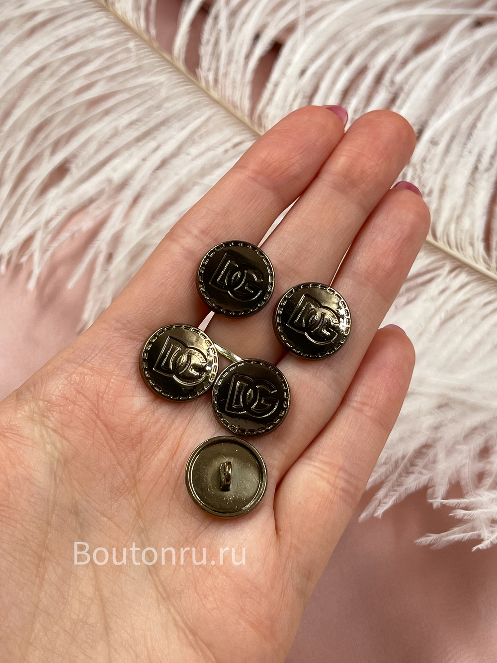 Пуговицы ДГ. бронзовые