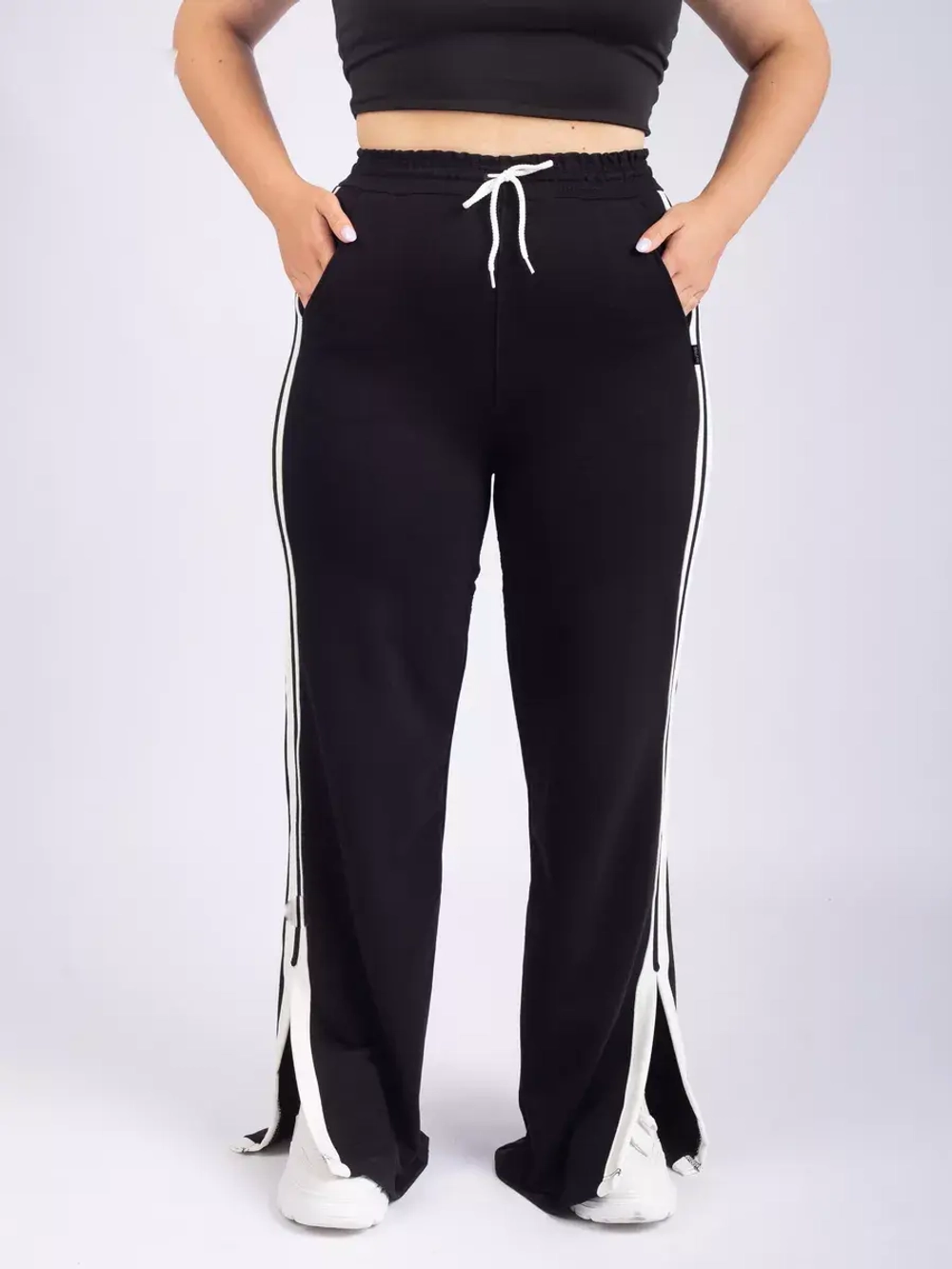 Брюки с лампасами трикотажные