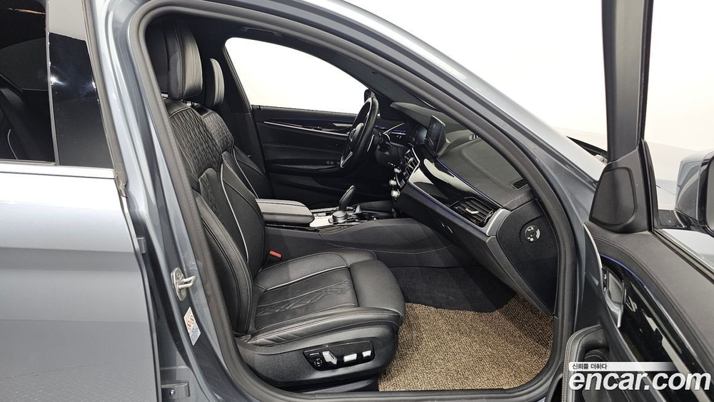 BMW 5 Series (G30) 530i M Sports Plus (04.2020)