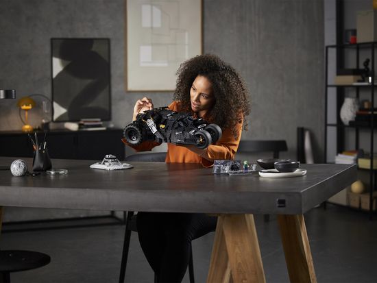 LEGO Super Heroes 76240 Бэтмобиль «Тумблер»