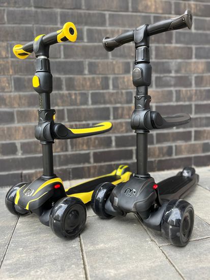 Самокат-беговел со светящимися колёсами 3 в 1 Scooter Micar Moby Black