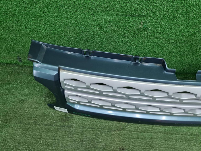 Решетка радиатора Land-Rover Discovery 4 (09-13)