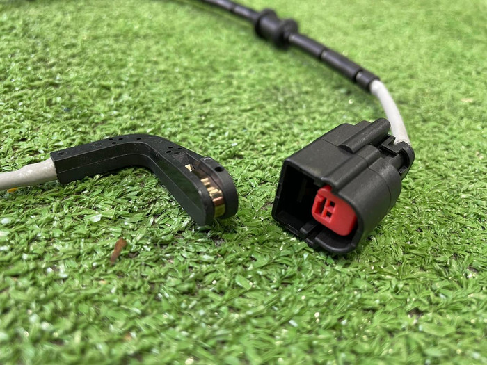 Датчик износа тормозных колодок Jaguar XF 1 07-15