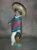 Статуэтка. Фарфор. Педро с кувшином, мексиканский мальчик в сомбреро. Lladro. Испания