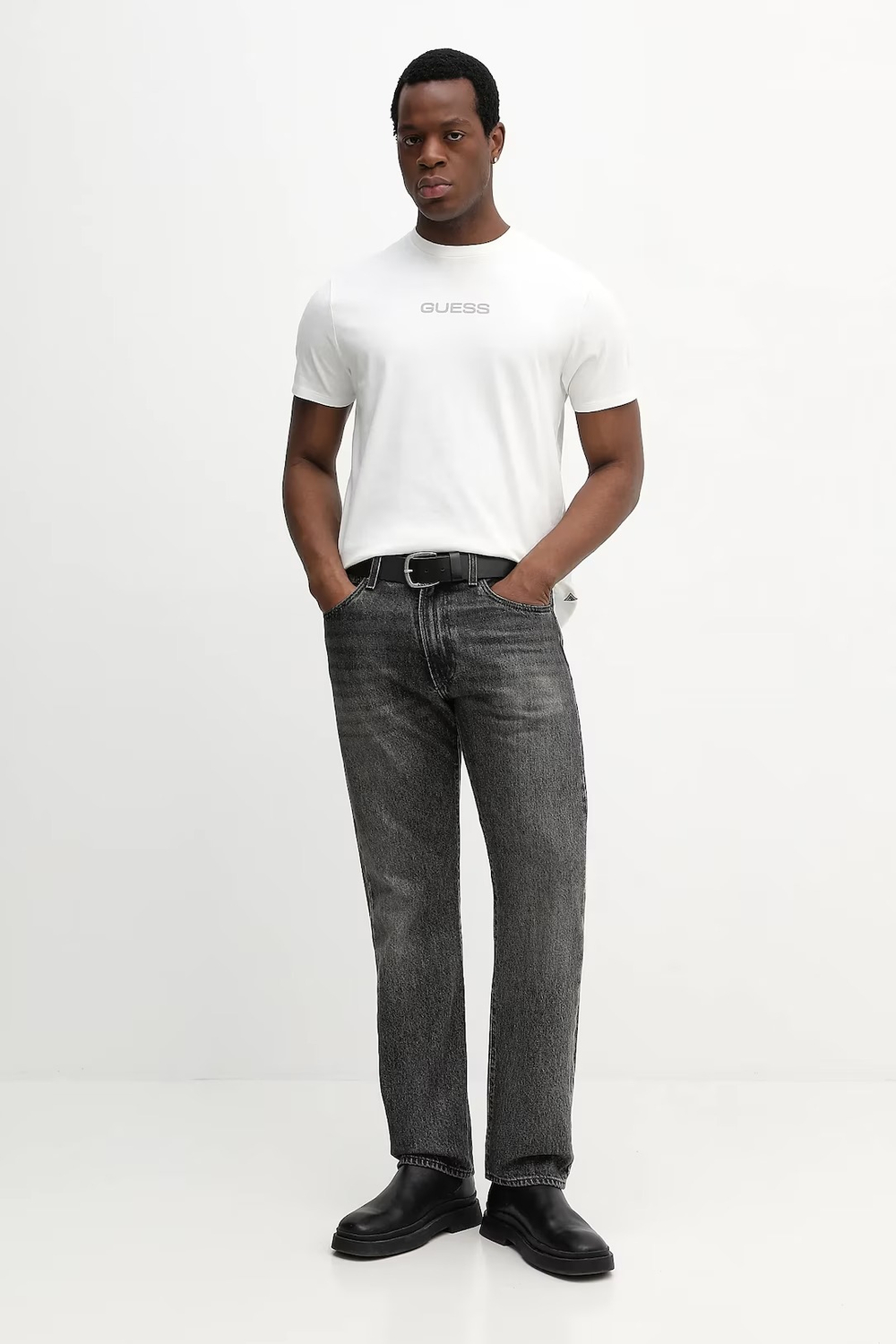 Футболки мужская GUESS