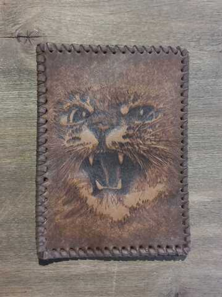 Обложка для паспорта "Рычащий кот"