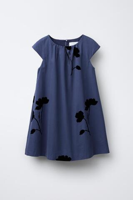 ZARA ПЛАТЬЕ С РЕЛЬЕФНЫМ ЦВЕТОЧНЫМ ПРИНТОМ, СИНИЙ