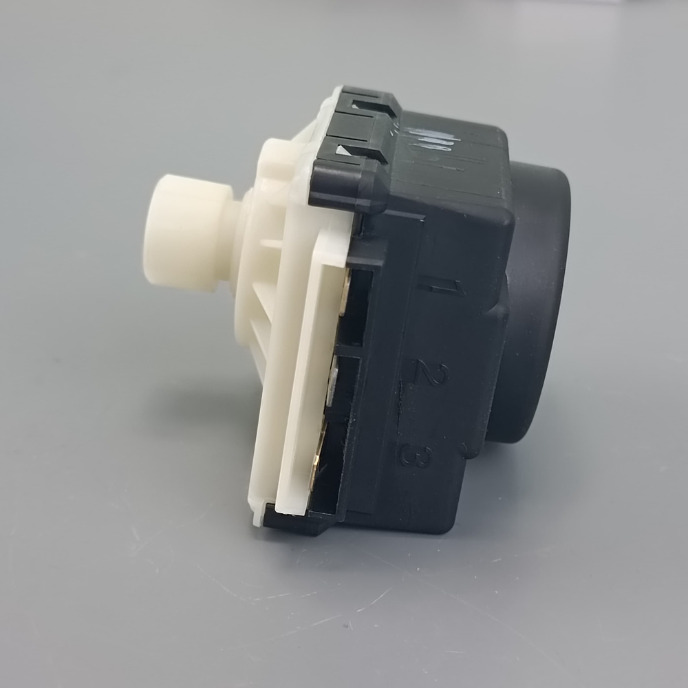 Сервопривод ELBI 220-240V черно-белый для котлов BAXI, ARISTON, PROTHERM арт. 61302483, 5694580