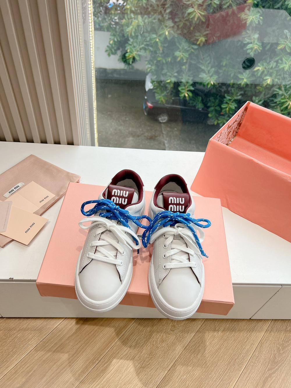 Miu Miu Sneaker