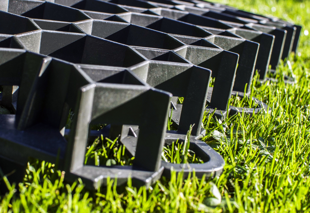 Газонная решетка ERFOLG 40x60x4 см Черная