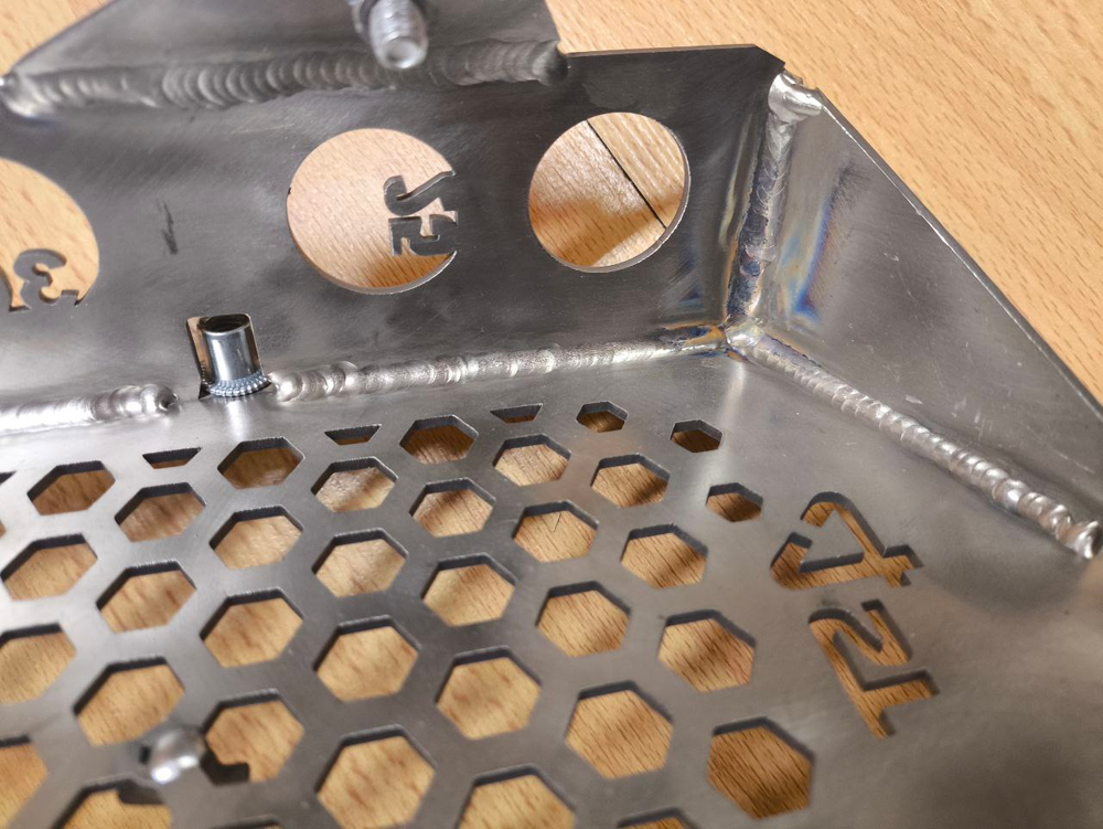 4st Защита радиаторов (титан) KTM tbi